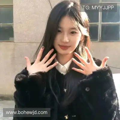 蒙炯芊